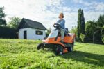 STIHL Aufsitzmäher RT 4082, 80 cm Schnittbreite, 452 cm³ Motor, Hydrostat, 250 L Fangkorb STIHL